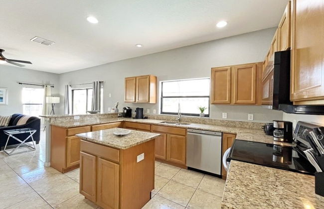 Hidden Gem 5 Bedroom Home by RedAwning - Foto 14