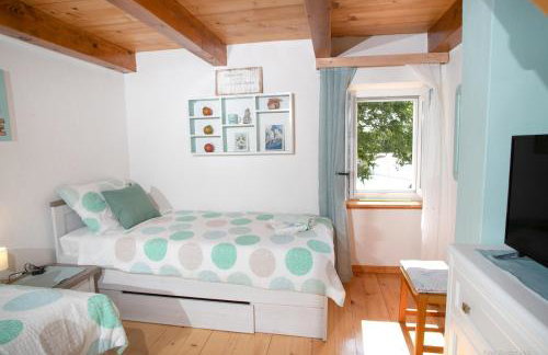 Adorable Holiday Home With Pool and Terrace - Foto 79