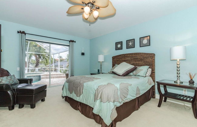 SW Cape Coral Vacation Home - Photo 3