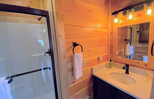 B1 NEW Awesome Tiny Home With A C Mountain Views Minutes to Skiing Hiking Attractions - Foto 9