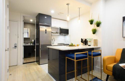 1597-9 Renovated Studio Prime UES WD in unit - Foto 12