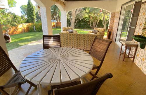Villa Sitges El Ranch Amaizing Outdoor Areas Beaches at 5 minutes walk Sitges at 15 min drive AC Pool Jacuzzi & Garden XXL - Foto 38
