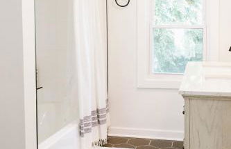 Newly Renovated! Beautiful home with game room. - Foto 36