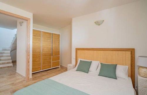 Seafront Villa - 5min to BRANDINCHI I Exclusive Garden I Private Beach I BBQ I Wi-Fi - Foto 28