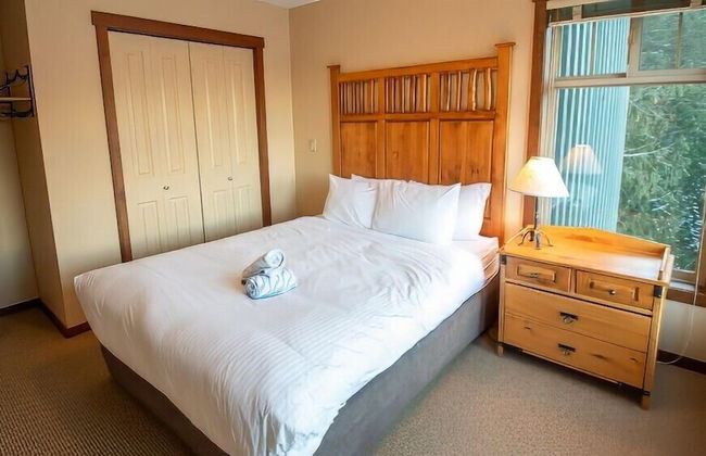 Snow Creek Lodge by Fernie Lodging Co - Photo 31