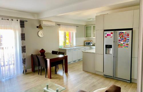LAS SŁUPSKI PREMIUM LOVE APARTAMENT NR5 Wifi Netflix Smart TV50 full kitchen double bathtub up to 4 people full pleasure quality stay - Photo 9