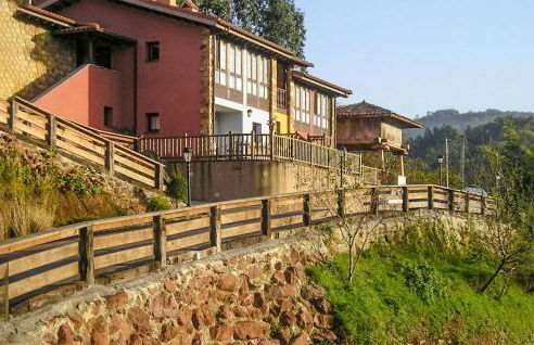 Lovely Apartment In Villaviciosa - Foto 1