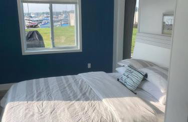 Lakefront Gem Cozy Stay w Dock Sunset Views - Foto 10