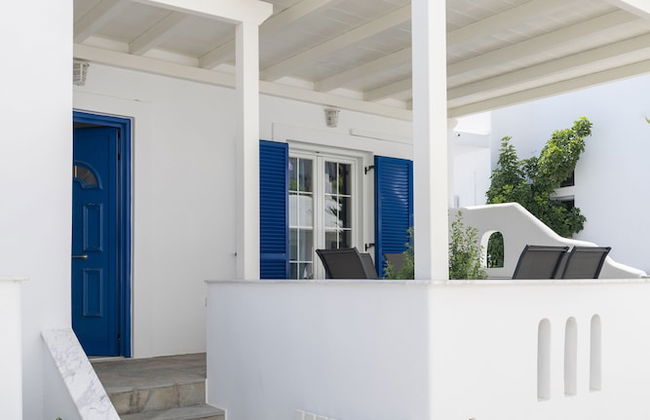 Parian Charming 3bedroom Home - Photo 59