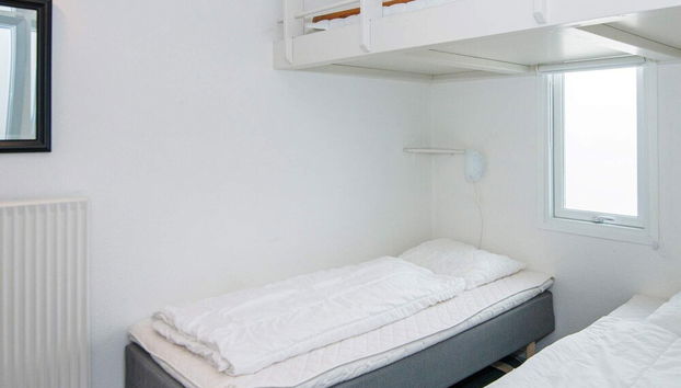 5 Person Holiday Home in Glesborg - Foto 4, Habitación