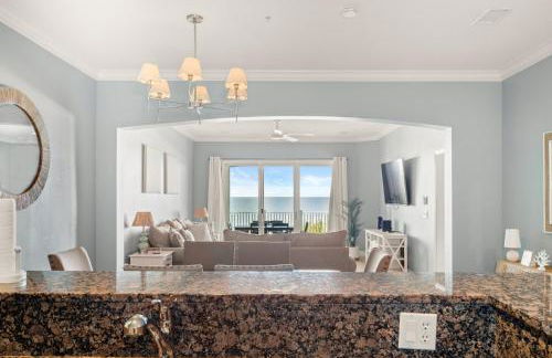 Oceanfront Condo with Resort Pools - Foto 35