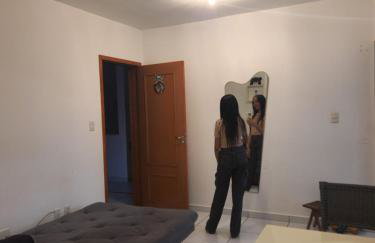 Morada Aconchegante com 2 quartos and Sofá Cama - Foto 28