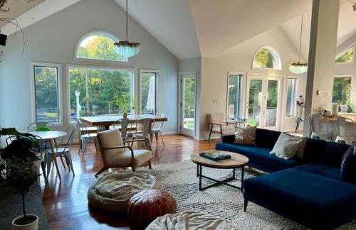 Luxury Woodstock Family Retreat with pool hot tub - Foto 27