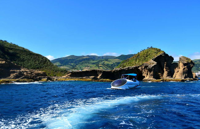 Passeio de barco com fundo de vidro por Vila Franca do Campo - Foto 2