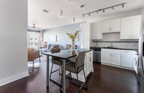 Landing Stylish 1BD Rooftop Lounge Gym - Foto 13