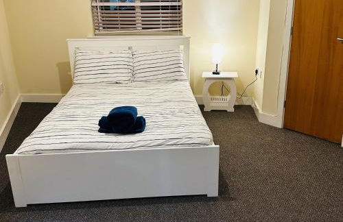 Stunning 5-Bed House in Peterborough host 15 g - Foto 16