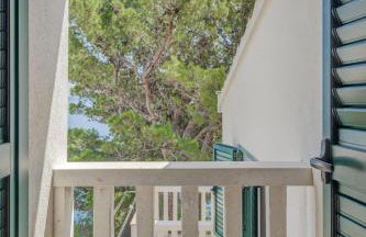 Above The Sea - Foto 57