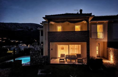 Villa Planina - Idyllisches Ferienhaus mit Pool und Meerblick in Baška - Idyllic Mountain Villa with Pool and Sea View in Baška - Krk - Foto 12