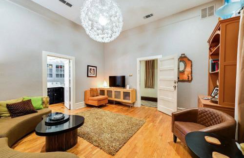 Historic Decatur Apt with City Square Views - Foto 1