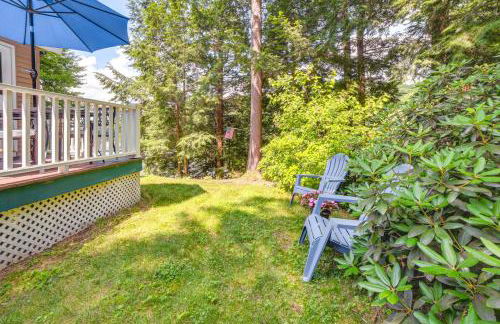 Breathtaking Newbury Cottage with Deck on Chalk Pond - Foto 18