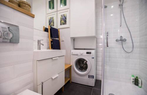 Hella Apartment - Photo 16