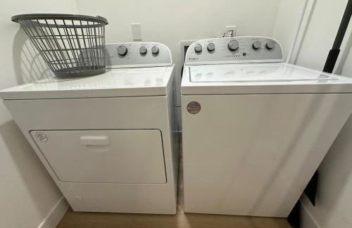 Canyon House, Pool, Yard, BBQ, 14mi to Six Flags - Foto 21