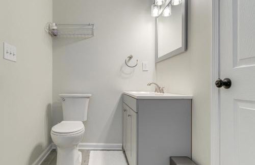 Louisville Charm Near the Derby Apt with Yard! - Foto 15