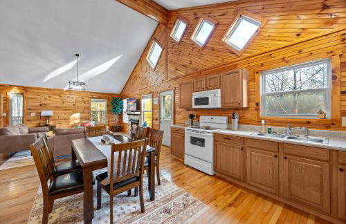 Mountain Cabin Fireplace Views Fire Pit - Foto 28