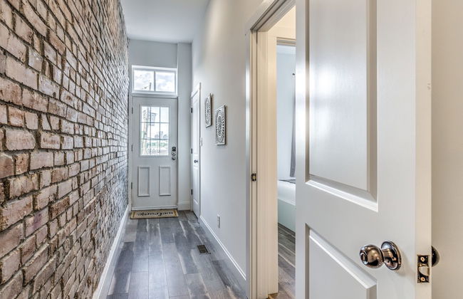 Delightfully Redesigned Home - JZ Vacation Rentals - Photo 30