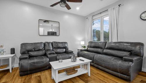 New build duplex-sleeps 6! Pet friendly! - Foto 2