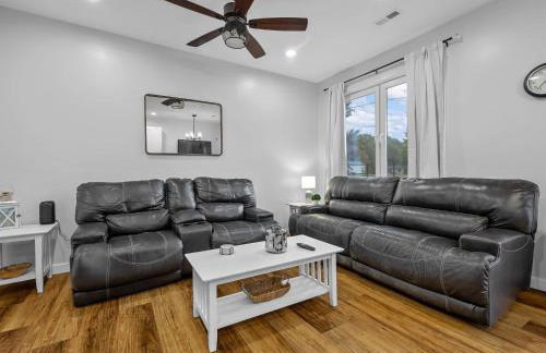 New build duplex-sleeps 6! Pet friendly! - Foto 2