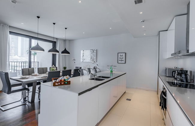 FAM Living - City Walk Mall - Photo 29