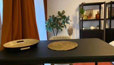 Studio douillet Tout Confort 3 - Wifi - Parking Gratuit - Foto 5