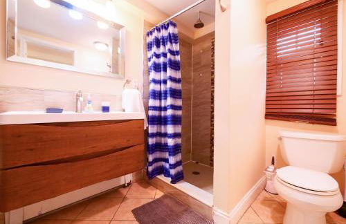 Stylish 3 bed, minutes to NYC! - Foto 14