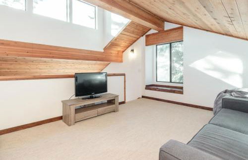 Snowflower 12 - Photo 6