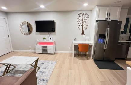 321 W Park El Cajon Front Unit by SD Stay - Foto 8