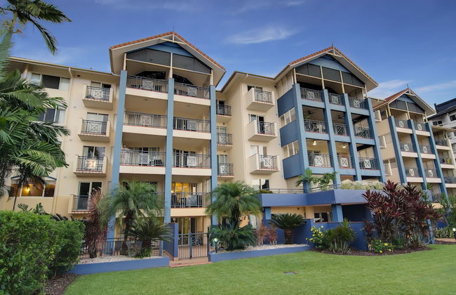 North Cove Waterfront Suites - Photo 33