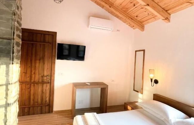 Amalia Hotel - Photo 7