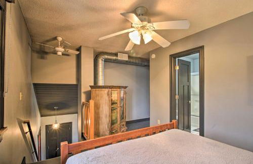 Breezy Point Escape with Views, Dock and Fire Pit! - Foto 17