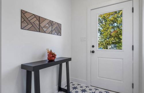 Duplex with Balcony and Spacious Dog-Friendly Oasis! - Foto 21