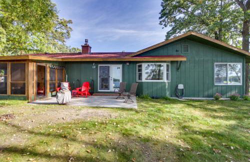 Lakefront Walker Home with Boat Dock and Lift! - Foto 25