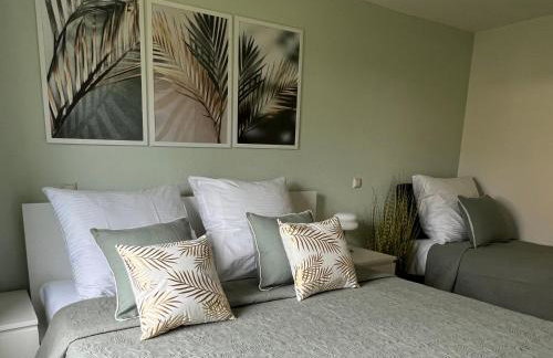 Design-Terrasse-7 Personen-Netflix-Garage-Seenah - Foto 24