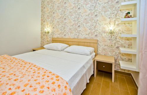 Island Hvar Seaside Villa Levanda with Beach, Pool & Seaview - Photo 56