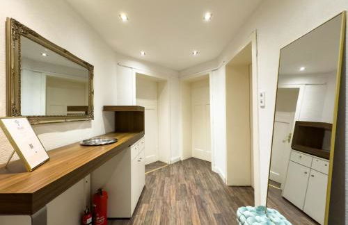 Citynah, Balkon, große Küche und Garten - Foto 33