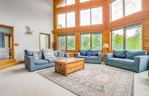 Waterfront Central Wisconsin Cabin with Indoor Pool! - Photo 4