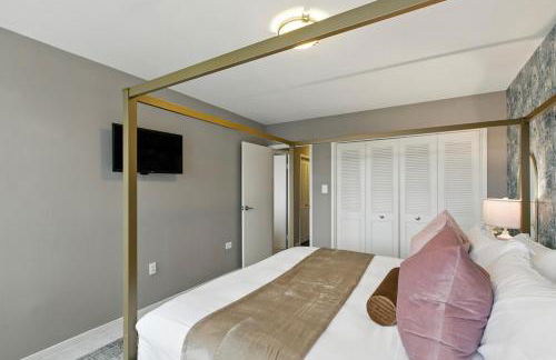 Boutique DCA Unit-Sleeps 7-Free Parking-Great Spot - Foto 41