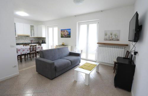 Karola's House - Photo 1