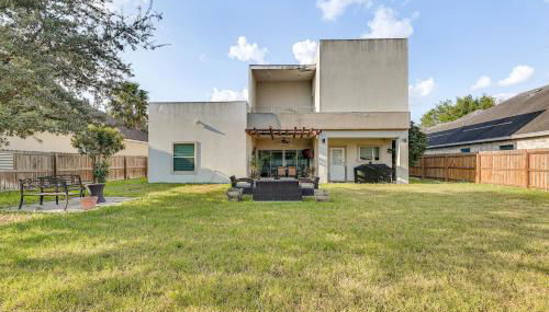 Covered Patio and Grill Colorful McAllen Home - Foto 3