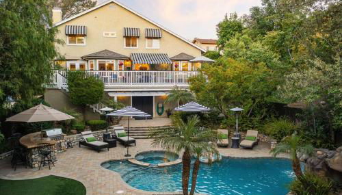 Luxury 5br 3 5ba w Pool & Hot Tub - Foto 2, Garden, sunbed, Garden view