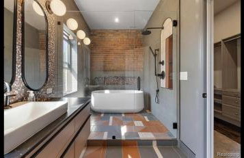 Carriage House with garage downtown - Foto 1